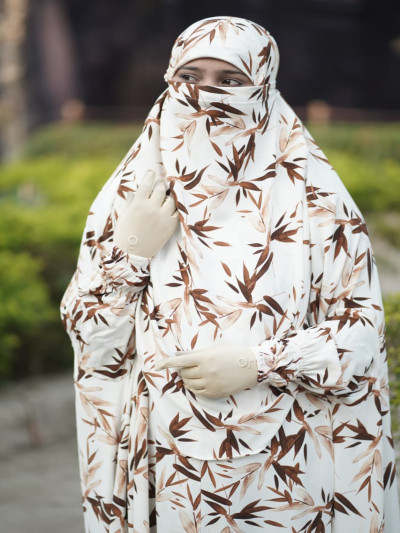 লাক্সারি আবায়া