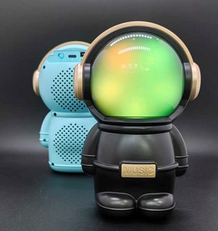 X-808 Astronaut Design Wireless Bluetooth Speaker